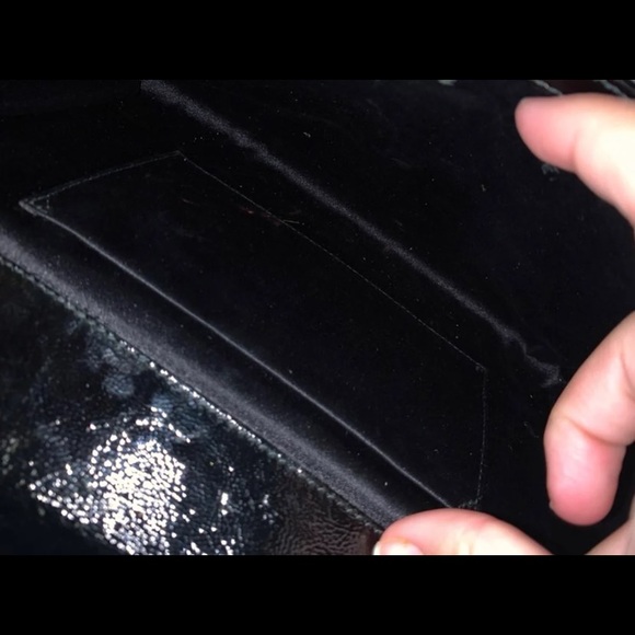 YSL black patent leather clutch - Picture 6 of 6